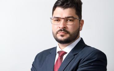 O Instituto da Legítima Defesa como uma excludente  de Ilicitude - Danilo Macedo Advocacia